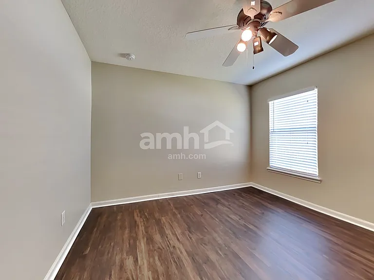 1756 Hollow Glen Dr — Photo 15