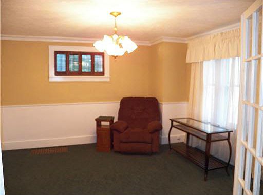 4th image of 3313 Mishawaka Ave