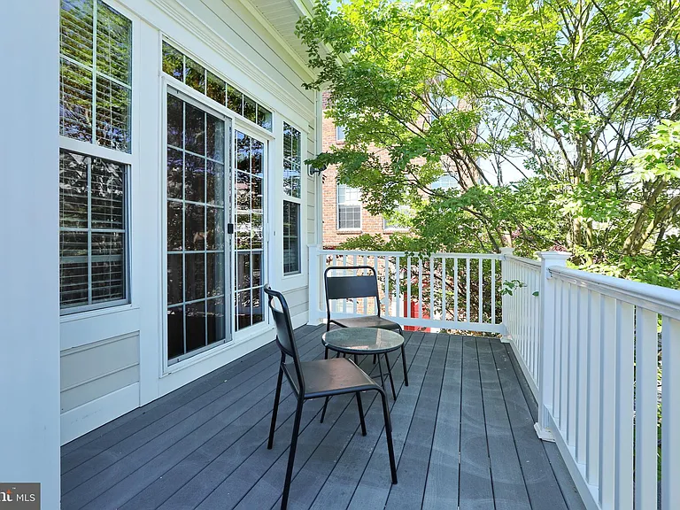 31 Steeplechase Dr — Photo 7
