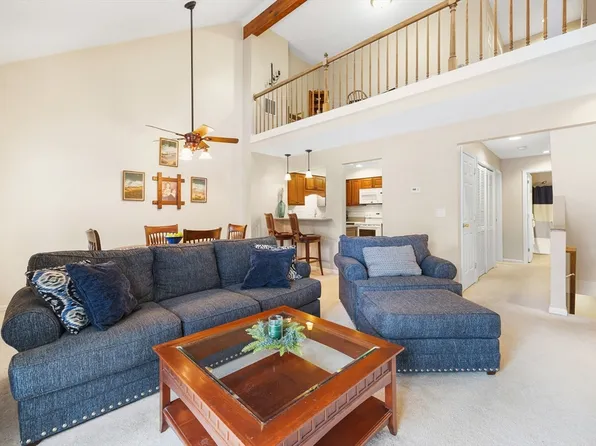 68 Hunters Run Pl, Haverhill, MA 01832