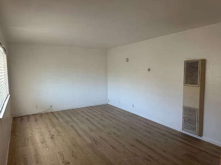 638 Kirkland Dr #4 — Photo 5