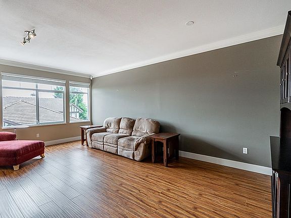 4th image of 1486 Johnson St #44