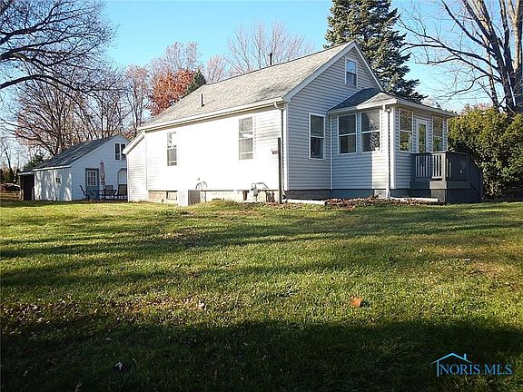 3rd image of 3147 Plainview Dr