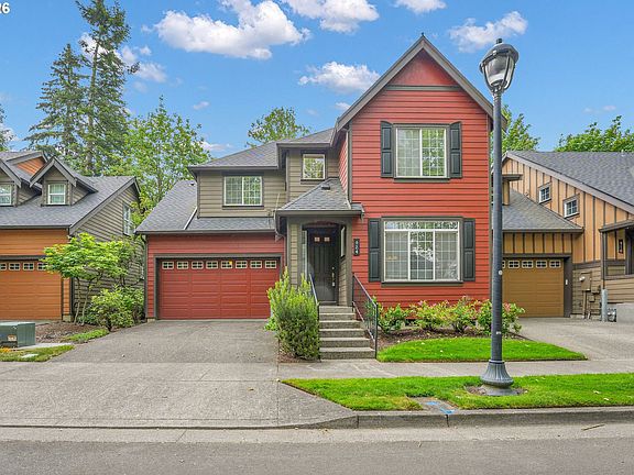 2nd image of 924 NE 73rd Ave