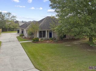 30366 Blue Heron St, Denham Springs, LA 70726