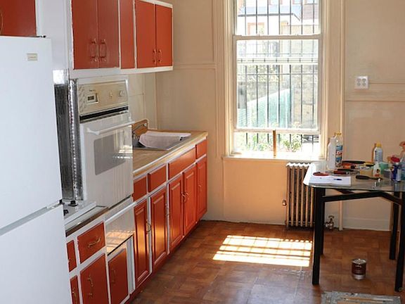2nd image of 2117 41st St #1