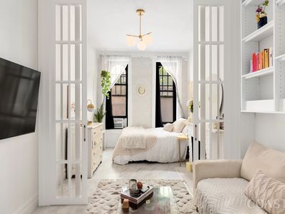 88 Horatio St APT 1A, New York, NY, 10014
