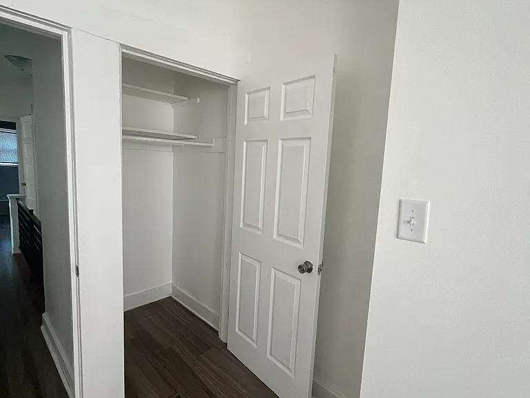19 Potomac St — Photo 13