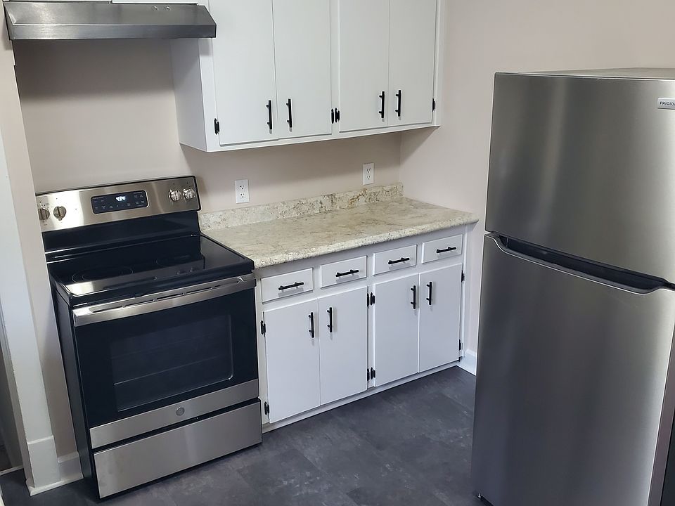 1st image of 215 Westwood Ave