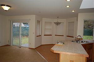 5th image of 3600 Arbor Dr SE