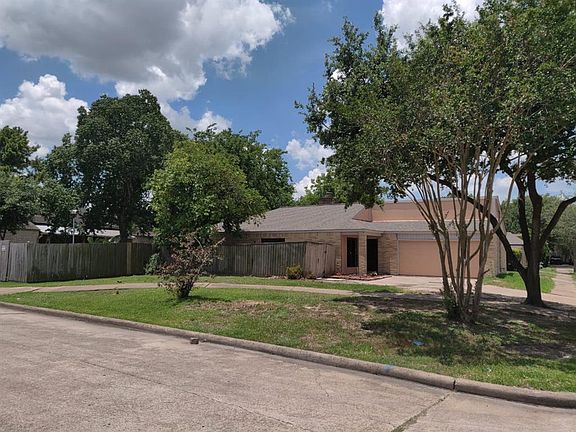 2nd image of 7907 Patio Glen Dr