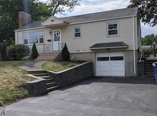 53 Liberty St, Newington, CT 06111