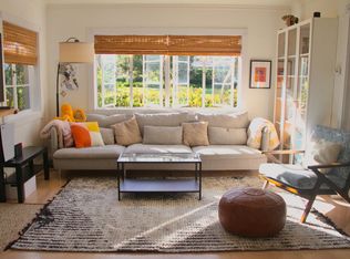 5233 Village Grn, Los Angeles, CA 90016