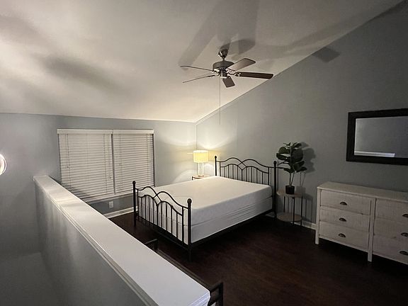 4th image of 2494 Etiwan Ave