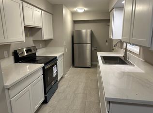 1400 NE 118th Ave APT 3, Portland, OR 97220