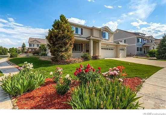 4 bed, 4257 sqft, $4,000 — Photo 2