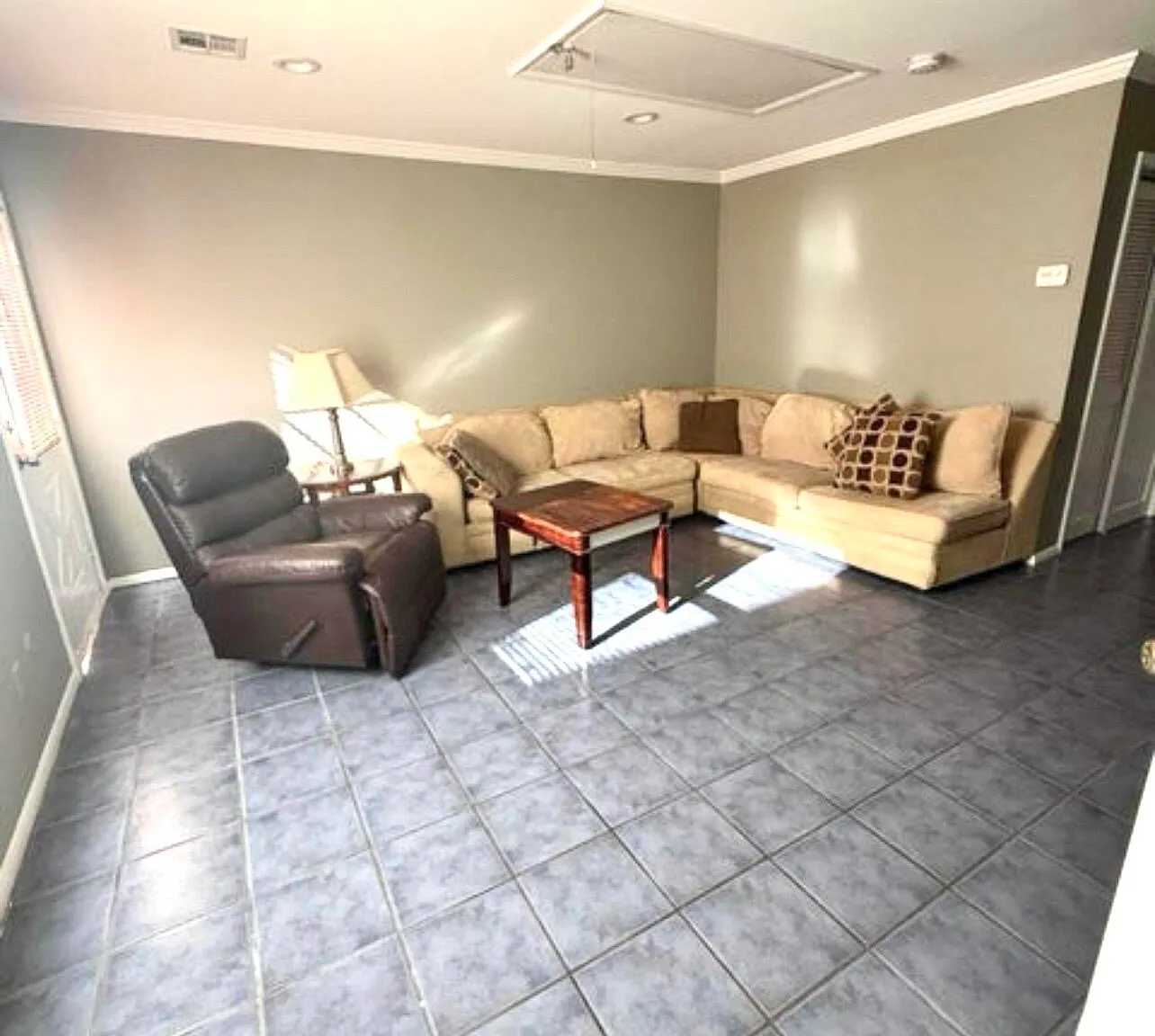 1 bed, $2,000 — Photo 3