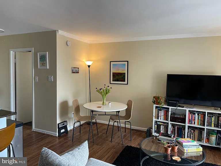 950 25th St NW #1029 — Photo 13