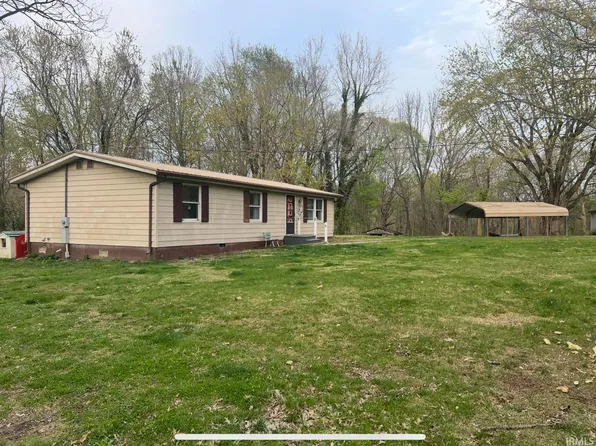 212 E 3rd St, Hazleton, IN 47640