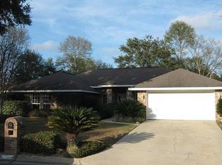 1450 Warbler Ter, Cantonment, FL 32533