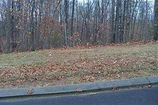 1st image of 49 Lower Woods Trl NE