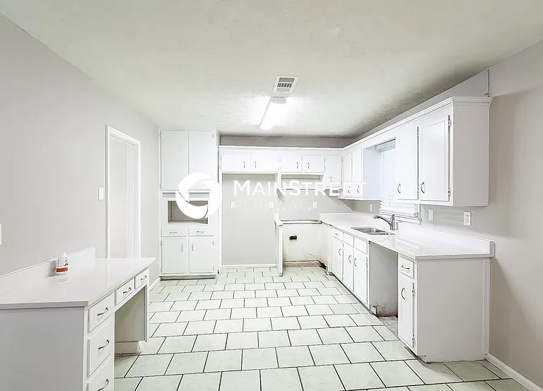 3789 Saddle Ridge Dr — Photo 7