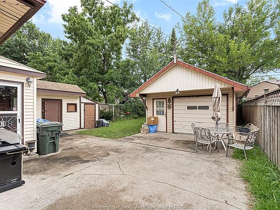 4th image of 1547 Ellrose Ave