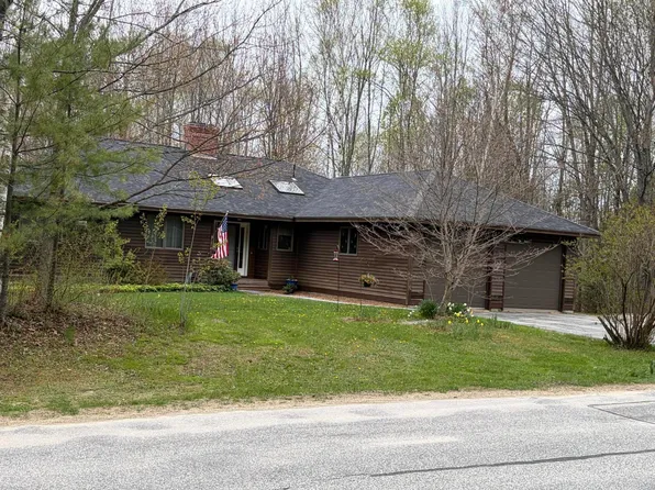156 Bisco Road, Paris, ME 04281