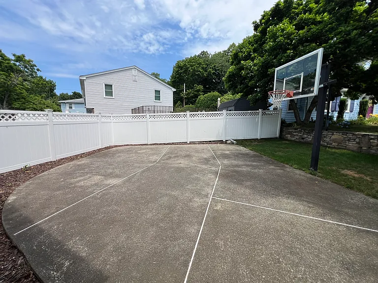 12 Jeremiah Cir — Photo 32