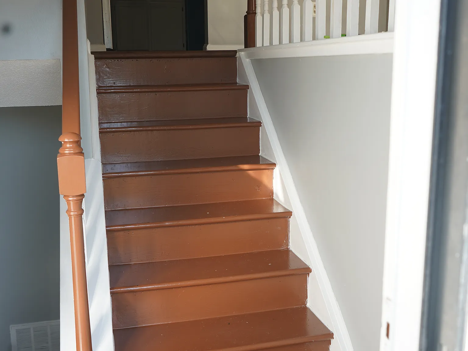 821 Winslow Way — Photo 3