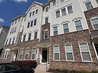 24690 Byrne Meadow Sq, Aldie, VA 20105