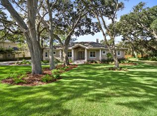 15505 Lake Magdalene Blvd, Tampa, FL 33613