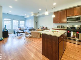 922 W Buena Ave #3E, Chicago, IL 60613