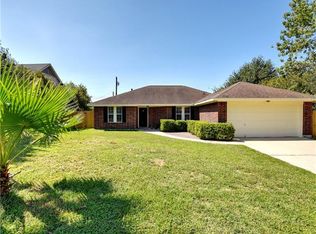 108 Terra Dr, Elgin, TX 78621