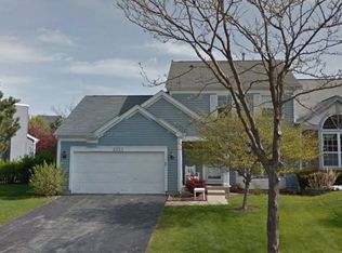 6033 Golfview Dr, Gurnee, IL