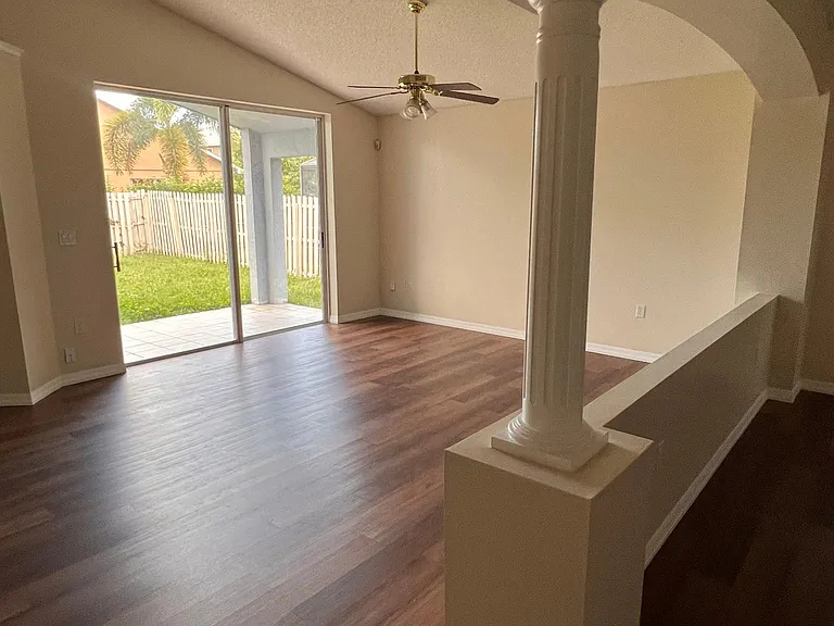 1739 Nestlewood Trl — Photo 6
