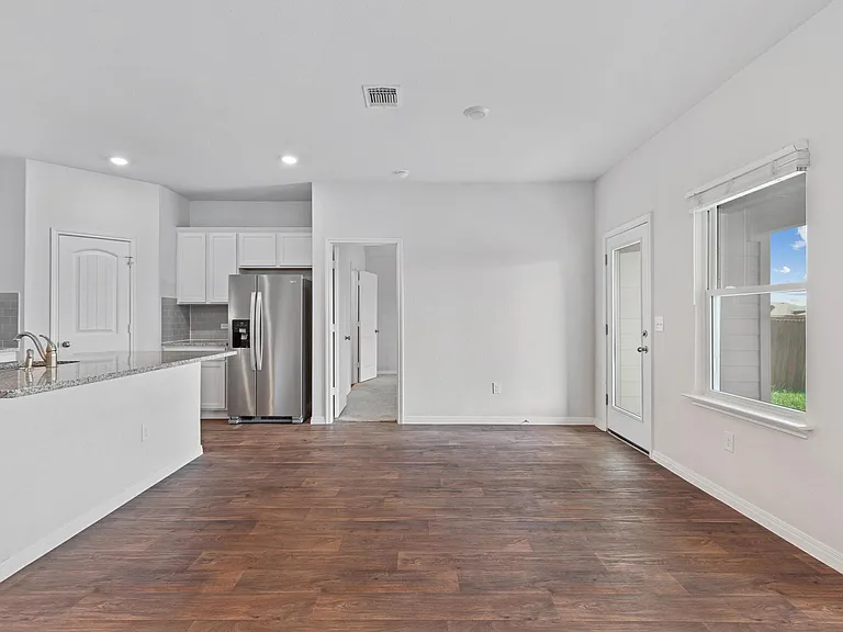 21020 Price Daniel Dr — Photo 10