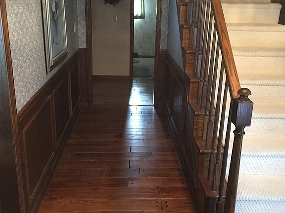 4th image of 1551 Rosewood Dr