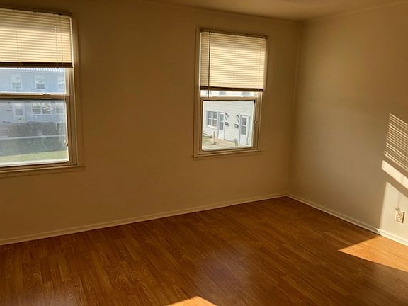 3rd image of 702 River Park Dr #730