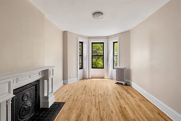 Rented by Brown Harris Stevens | media 6