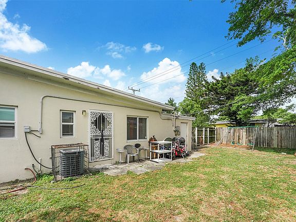 4th image of 12301 NW 21st Place