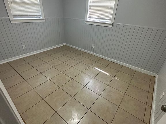 5th image of 1632 W 8th St #2