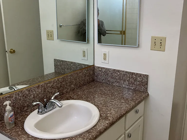 3329 Keystone Ave #7 — Photo 17