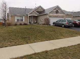 16522 Siegel Dr, Crest Hill, IL 60403