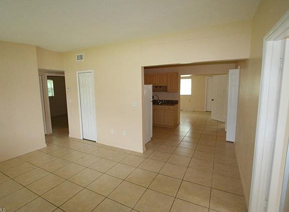 4th image of 1407 Brookhill Dr