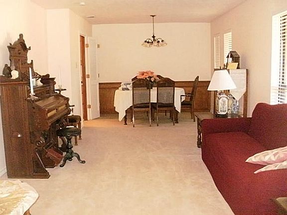 3rd image of 2312 Forestcrest Dr