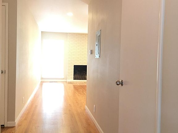 2nd image of 1183 Sanchez Way