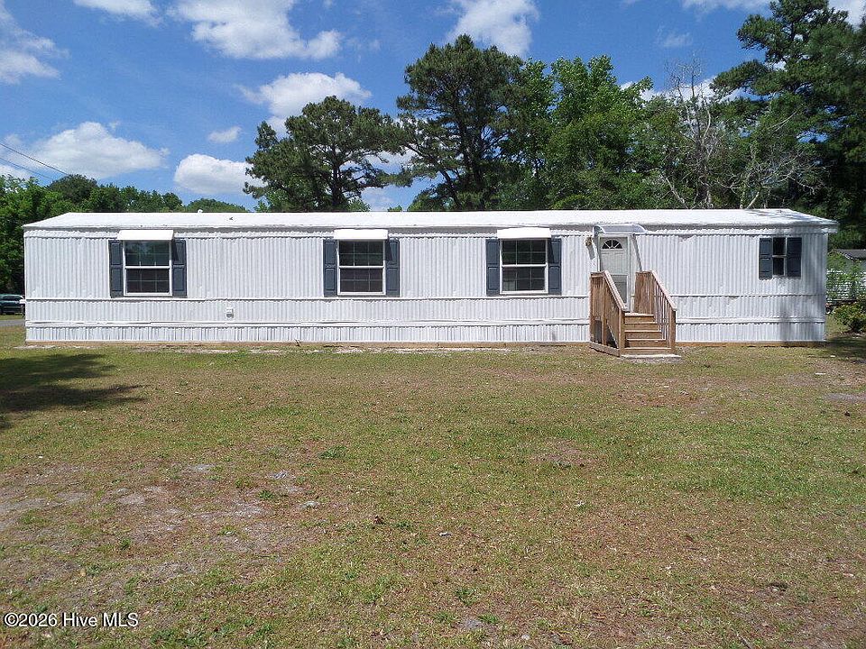 1st image of 2408 Moore Avenue