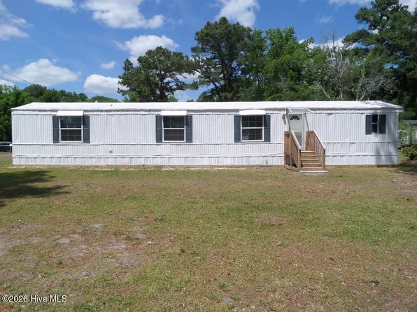 2408 Moore Avenue, New Bern, NC 28562