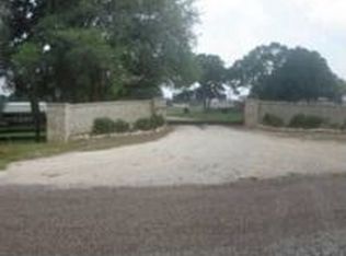 2744 County Road 250, Weimar, TX 78962